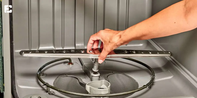 خرابی المنت حرارتی با قرار دادن ظروف غیرقابل شستشو در ماشین ظرفشویی