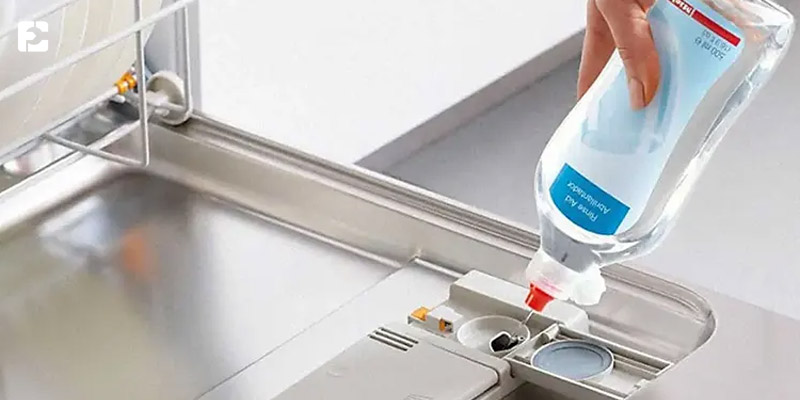 استفاده نکردن از اسید قوی در تمیز کردن فیلتر ماشین ظرفشویی