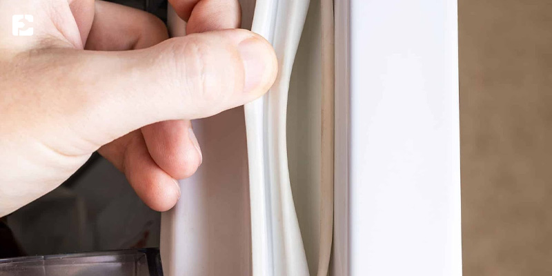 لاستیک در یخچال