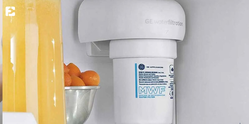 نحوه تعویض فیلتر یخچال برای افزایش عمر یخ ساز