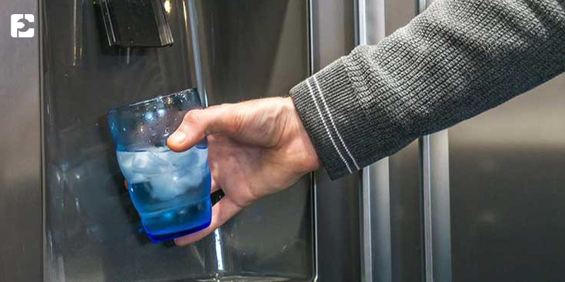 استفاده از آب تصفیه در کار نکردن یخ ساز یخچال