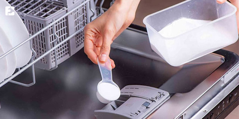 استفاده از نمک برای رفع بوی بد ظرفشویی