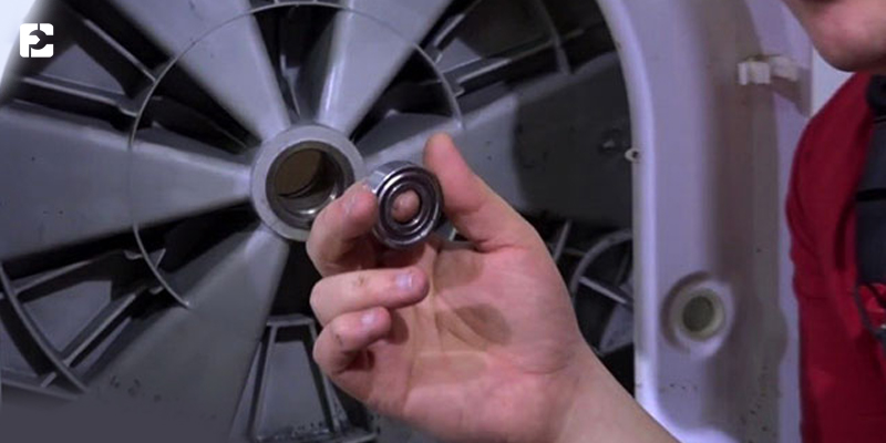 تعویض بلبرینگ های خراب و فرسوده