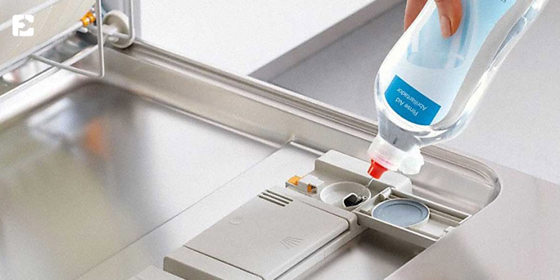 عدم استفاده از جلادهنده برای خشک نشدن ظروف در ماشین ظرفشویی